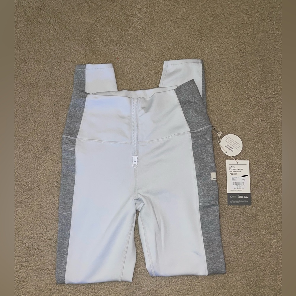Vuori granite heathered legging xs. NWT